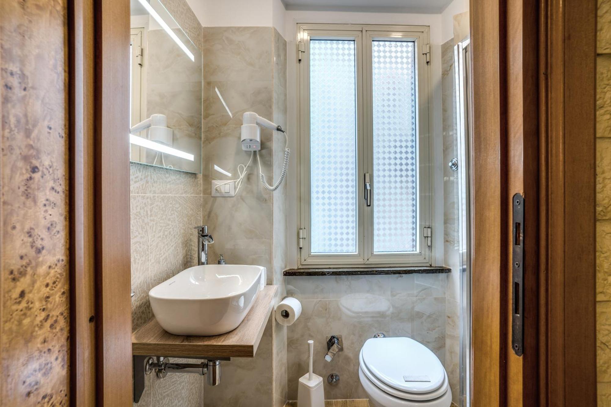 Fontana Di Trevi Charming Apartment Rome Exterior photo