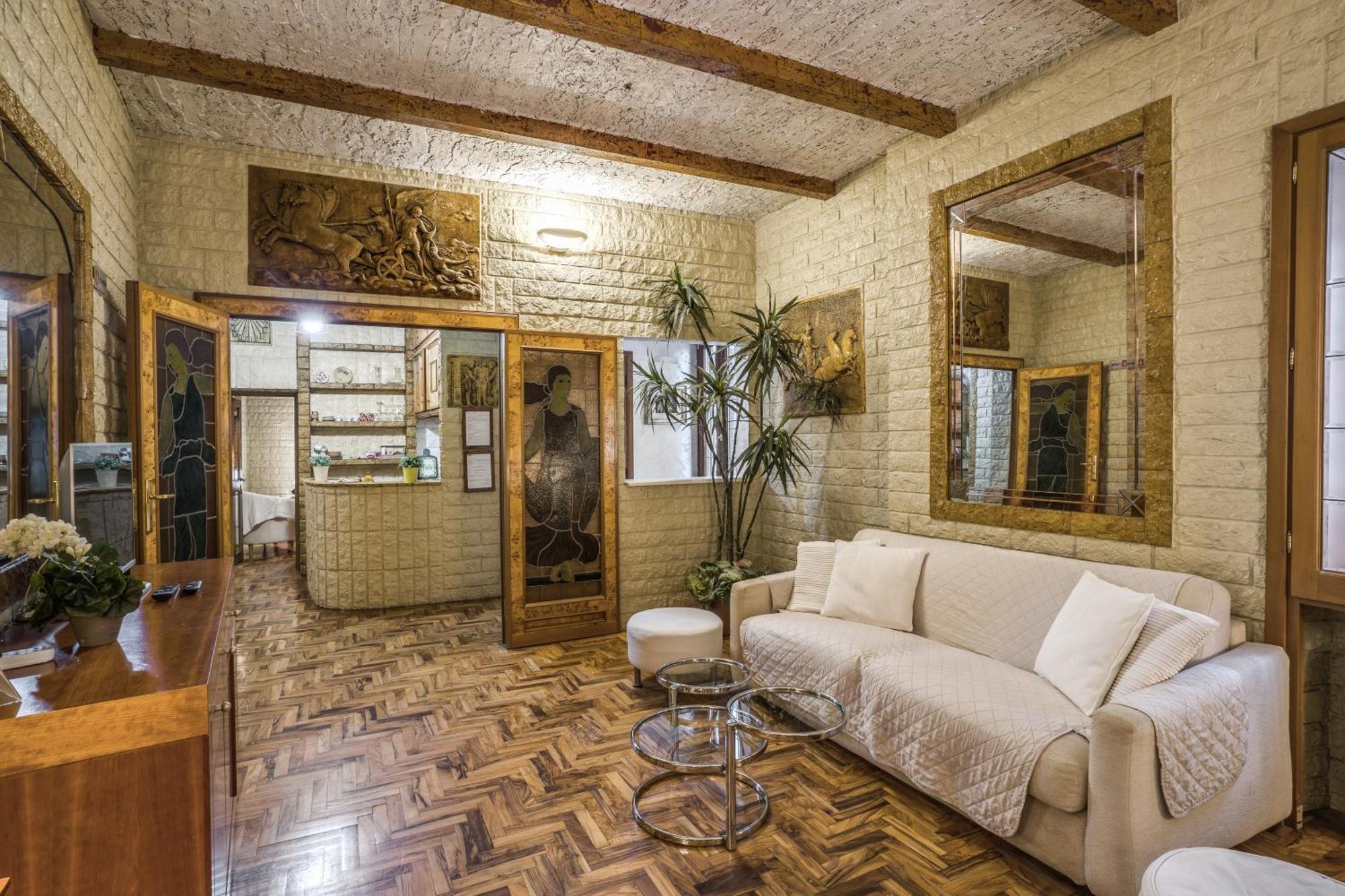 Fontana Di Trevi Charming Apartment Rome Exterior photo