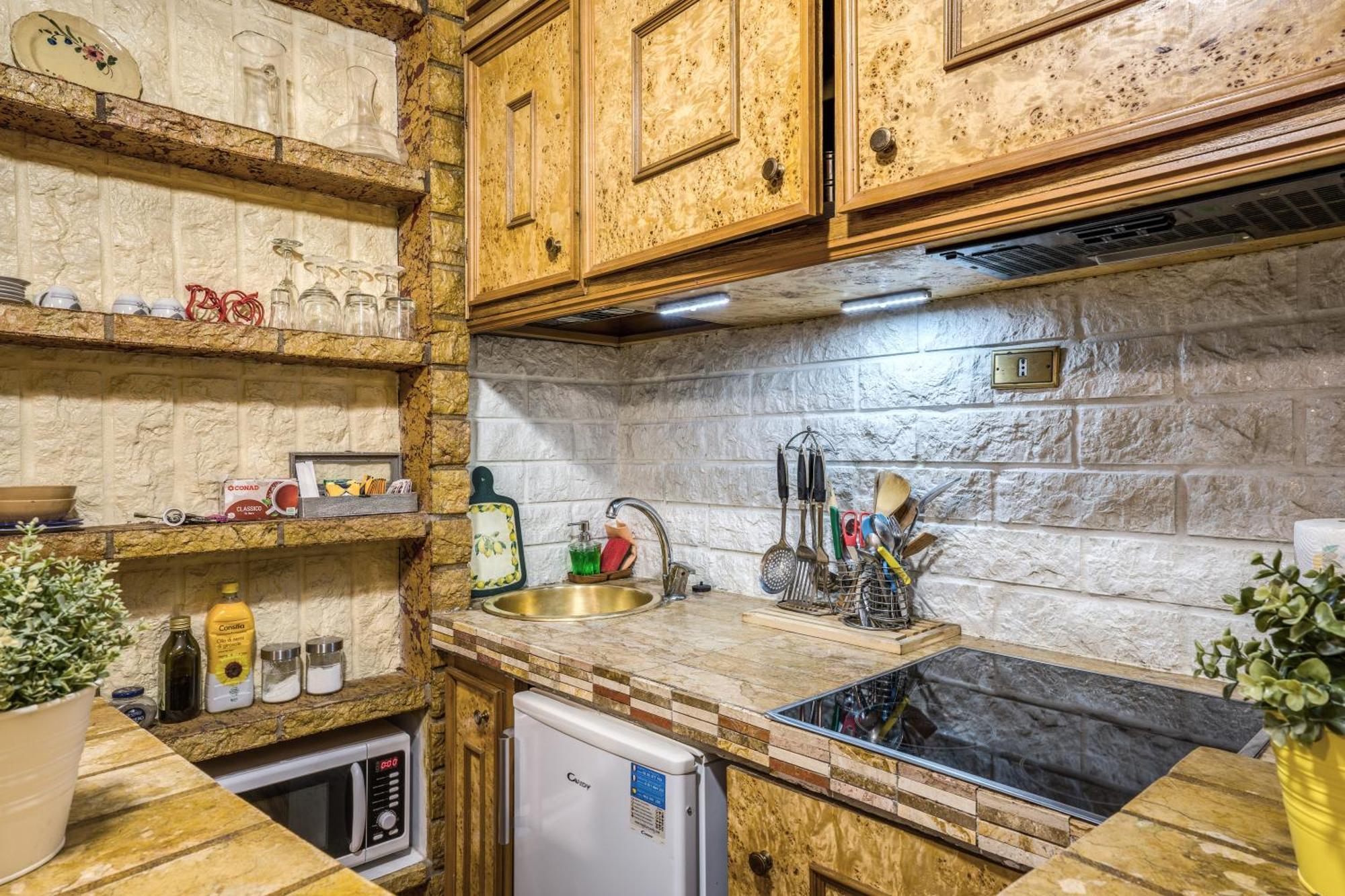 Fontana Di Trevi Charming Apartment Rome Exterior photo